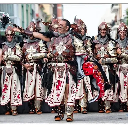 Apto. Con Gran Terraza Y Acceso Directo A Piscina. Apartman Denia