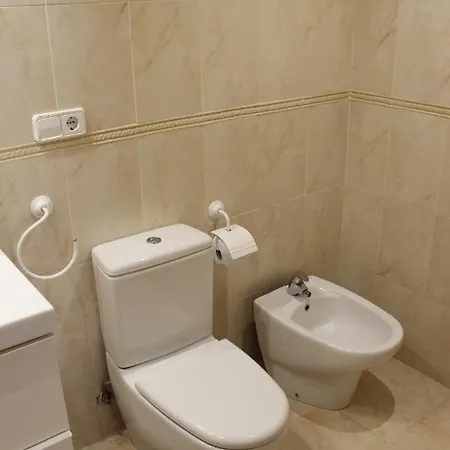 Apto. Con Gran Terraza Y Acceso Directo A Piscina. * Дения