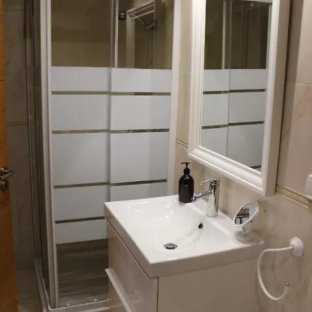 Apto. Con Gran Terraza Y Acceso Directo A Piscina. * Дения